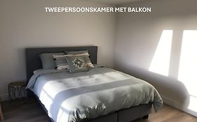 Long Beach Rooms